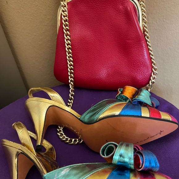 Beverly Feldman  rainbow 🌈 metallic sling back Size 6 shoes 🌟 Excellent 👠 - Picture 9 of 10